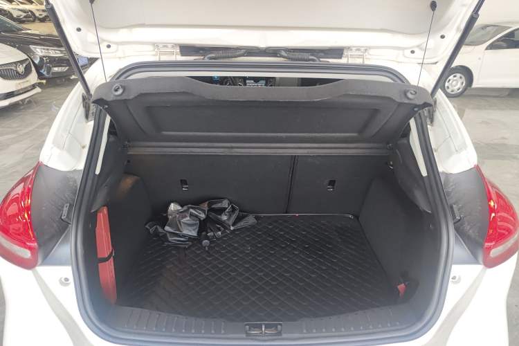 Used Ford Focus 2018 Hatchback Classic 1.6L Automatic Trendy SmartDrive Edition