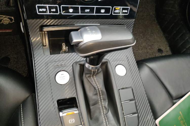 Used Hongqi H5 2019 30TD Dynamic Edition
