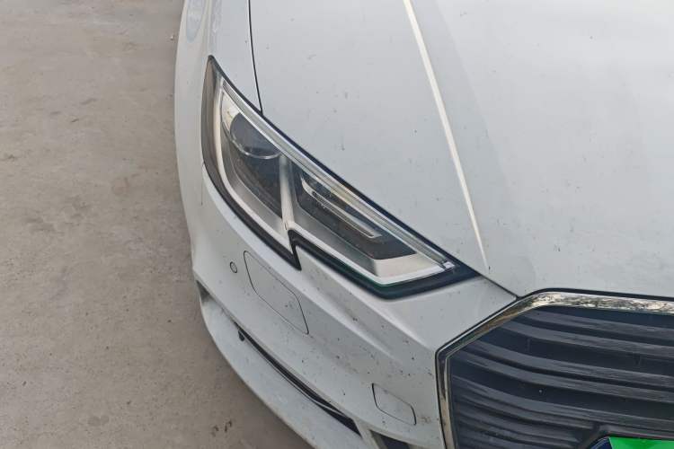 Used Audi A3 2018 30th Anniversary Edition Limousine 35 TFSI Fashion Model Right Front Headlight