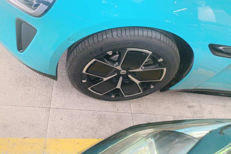 Used Xiaomi Auto SU7 2024 Rear-Drive Long-Range Intelligent Driving Version
