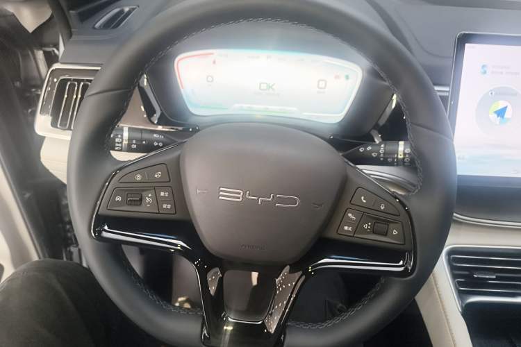 Used BYD Song PLUS New Energy 2024 Honor Edition EV 520km Premium Model