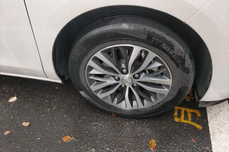 Used Buick GL8 2018 ES 28T Luxury Model China VI Standard