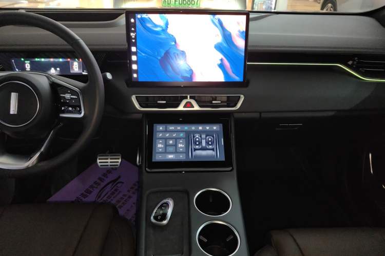 Used Wey Mocha New Energy 2024 Hi4 Four-Wheel Drive Long-Range Version
