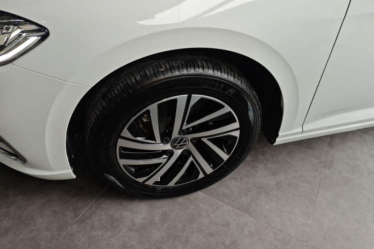 Used Volkswagen Lavida 2023 300TSI DSG Full-Comfort Edition
