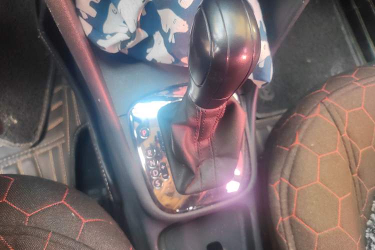 Used Volkswagen Polo 2013 1.6L Automatic Comfort Edition