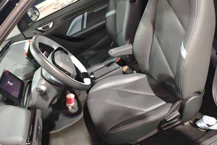 Used Chery New Energy Boundless Pro 2022 301km LingShou Edition Lithium Iron Phosphate
