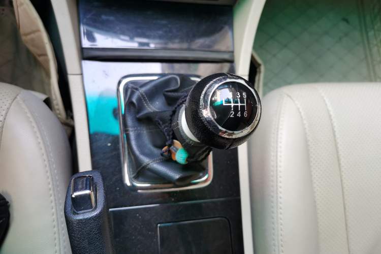 Used BYD G6 2012 1.5TI Manual Luxury Edition
