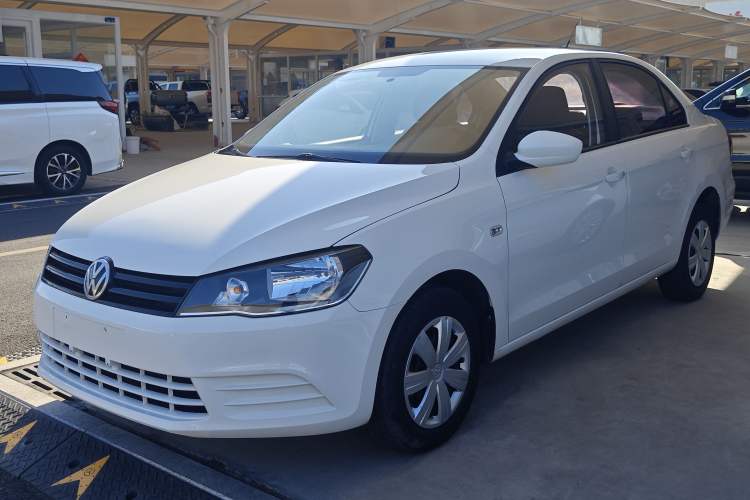 Used Volkswagen Jetta 2015 1.6L Manual Fashion Edition