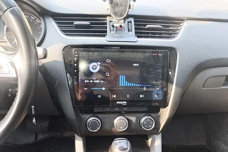 Used Skoda Octavia 2015 1.6L Automatic Yijun Edition
