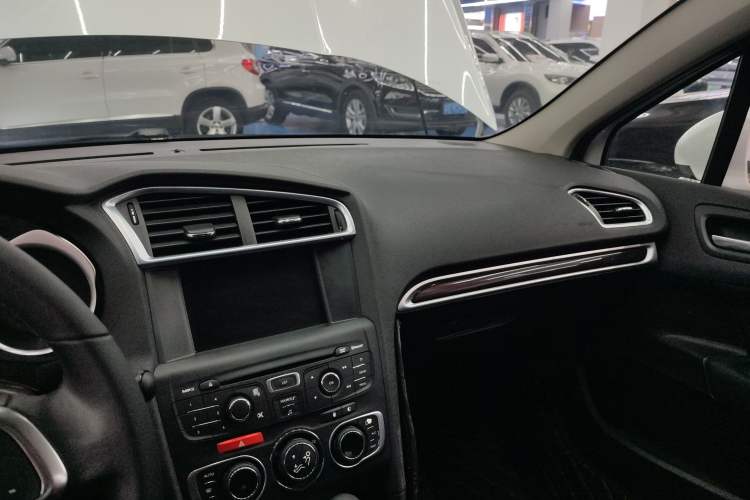 Used Citroen C4L 2014 1.6THP Intelligent Drive Automatic Dynamic Model