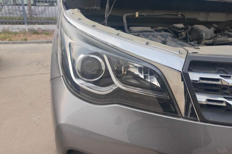 Used Venucia M50V 2017 1.5L XL Manual Comfort Edition