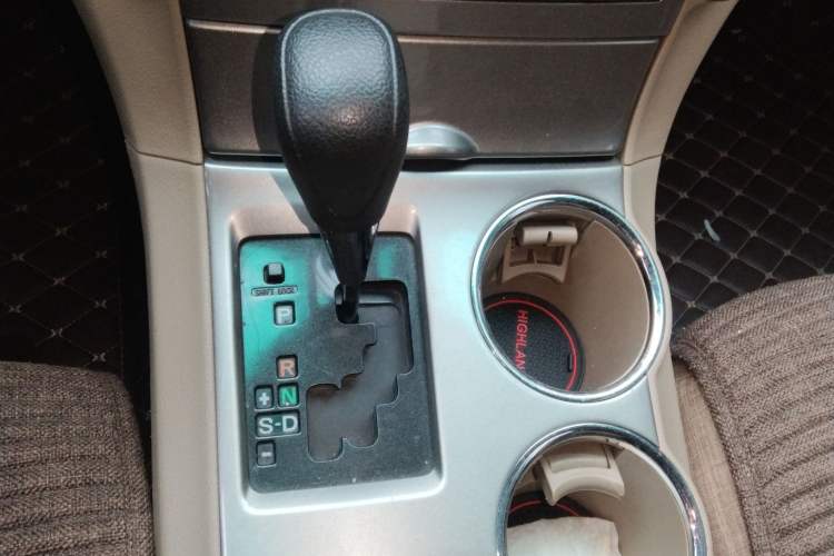 Used Toyota Highlander 2012 2.7L Two-Wheel Drive 7-Seater Elite Edition
