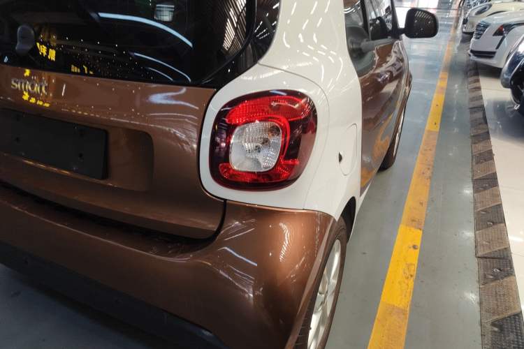 Used smart fortwo 2018 1.0L 52kW Hardtop Dynamic Version China V