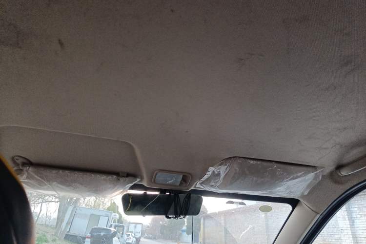 Used Wuling Hongguang 2019 1.5L S Basic Version China VI Standard LAR