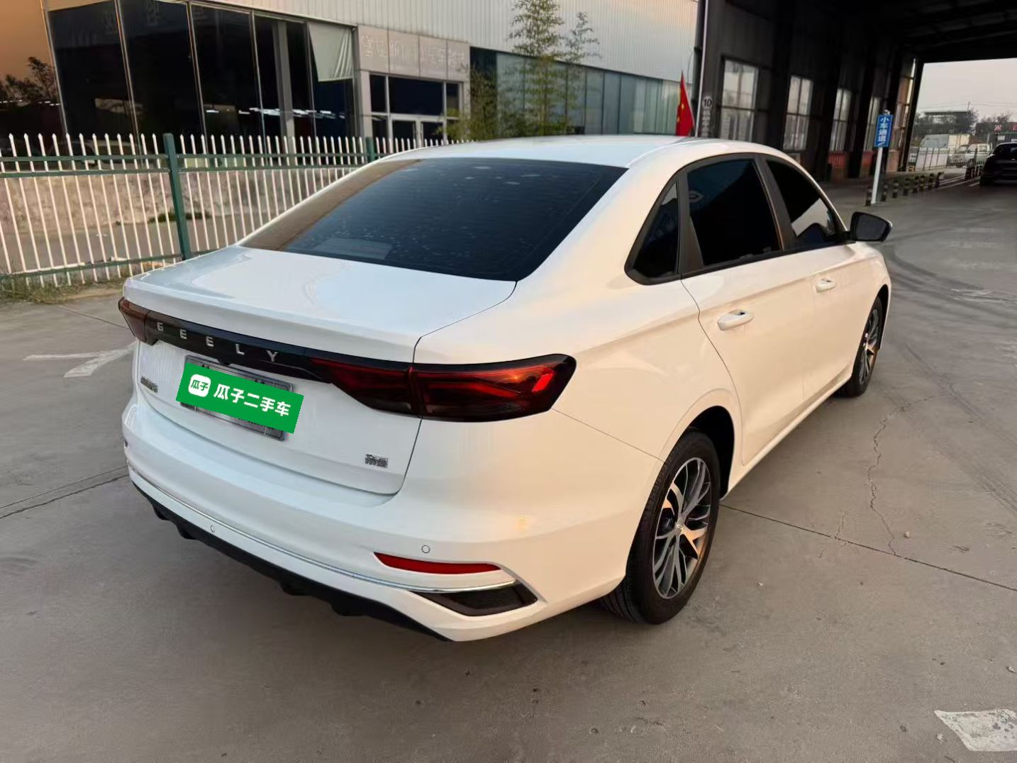 Geely Auto Emgrand 2022 4th Generation 1.5L Manual Luxury Model — снимка 6