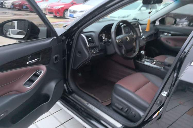 Used Toyota Crown 2018 2.0T Sport Edition Driver Seat