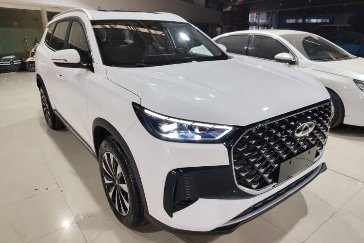 Used Chery Tiggo 8 PLUS 2025 Model 290TGDI DCT Chufeng Edition—5 Seaters