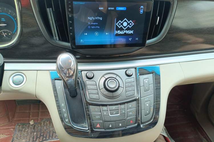 Used Buick GL8 2011 2.4L CT Luxury Business Comfort Edition