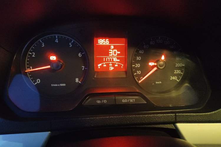 Used Volkswagen Jetta 2015 1.6L Manual Comfort Model