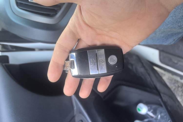 Used Kia Sportage R 2016 2.0L Automatic Two-Wheel Drive DLX
