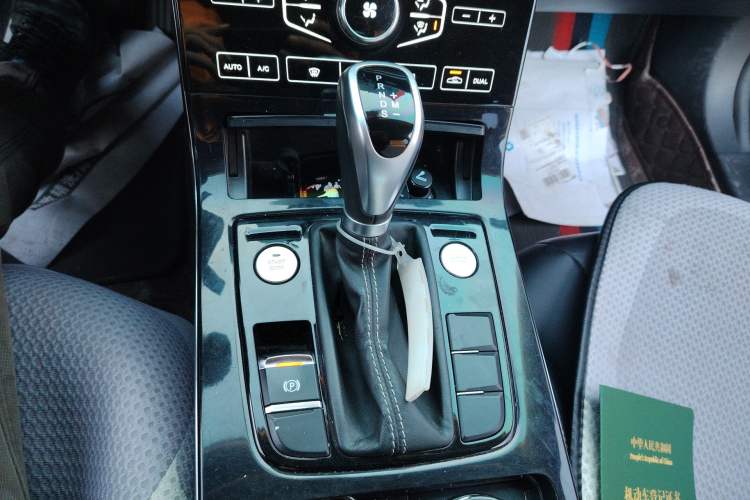 Used Hongqi H5 2019 30TD Dynamic Edition
