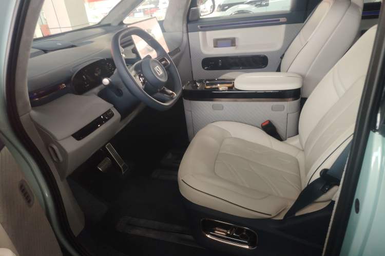 Used Zeekr MIX 2025 Long-Range Intelligent Driving Edition
