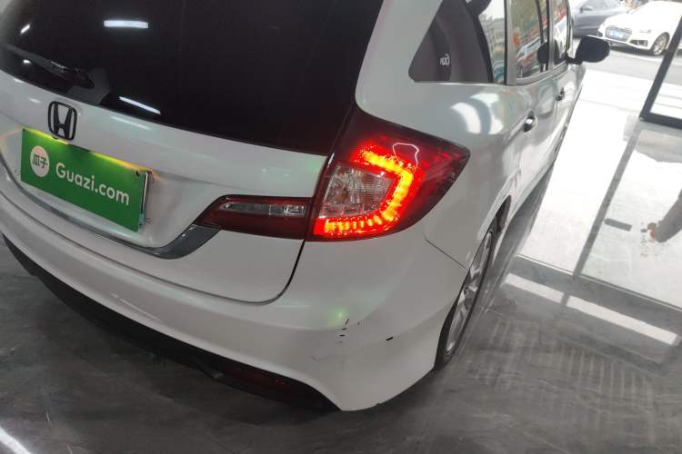 Used Honda Jade 2016 1.8L Automatic Comfort Elite Version 5 Seats
