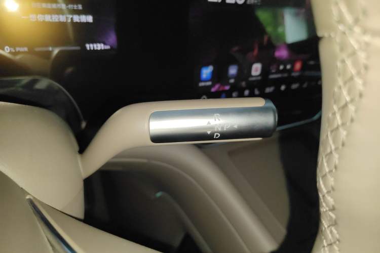 Used Hima AITO M9 2025 Extended-Range Ultra Version 52 kWh 6-Seater