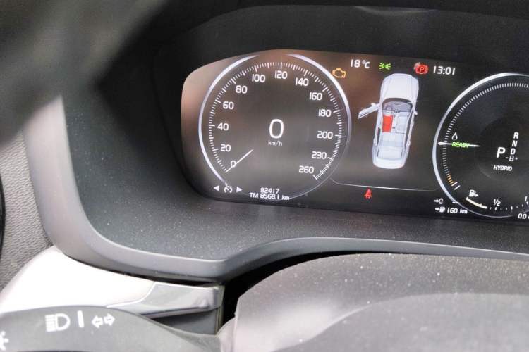 Used Volvo S60 New Energy 2020 T8 e-Drive Hybrid All-Wheel Drive Smart Luxury Edition Odometer Close Up