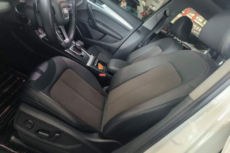 Used Audi Q5L 2018 40 TFSI Prestige Fashion Edition China V Left Front Seat