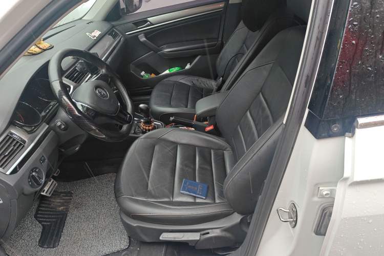 Used Volkswagen Bora 2016 1.6L Automatic Comfort Model Left Front Seat