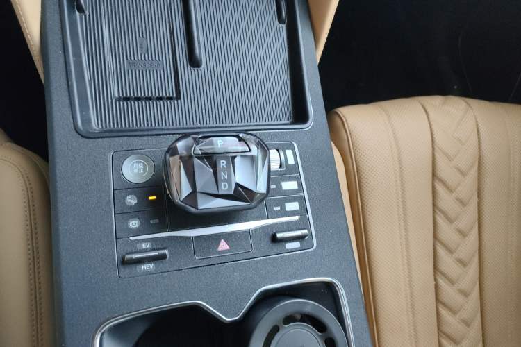 Used BYD Song L DM-i 2024 160km Beyond Edition Gear Lever