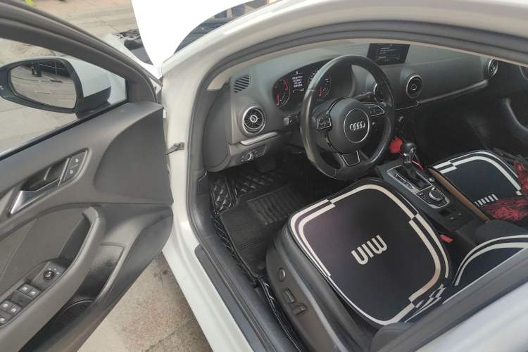 Used Audi A3 2016 Limousine 35 TFSI Prestige Edition