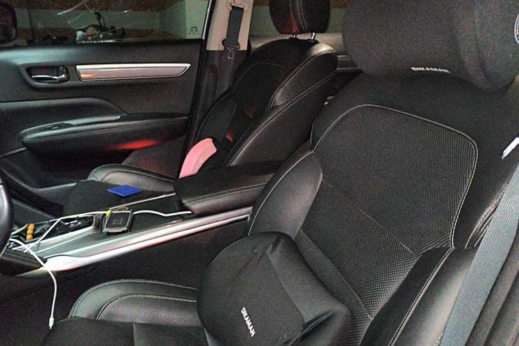 Used Renault Koleos 2017 2.0L Two-Wheel Drive Luxury Edition Left Front Seat