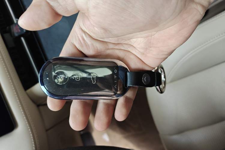 Used Hima AITO M7 2022 1.5T Rear-Drive Comfort Edition Vehicle Key