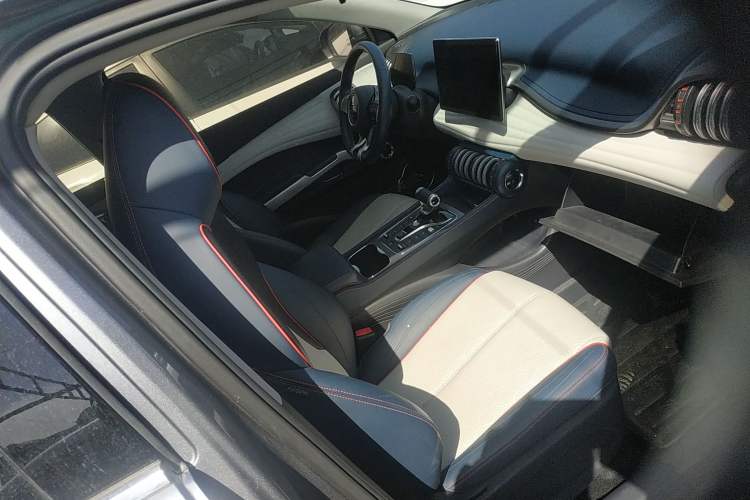 Used BYD Yuan PLUS 2022 430 km Luxury Version
