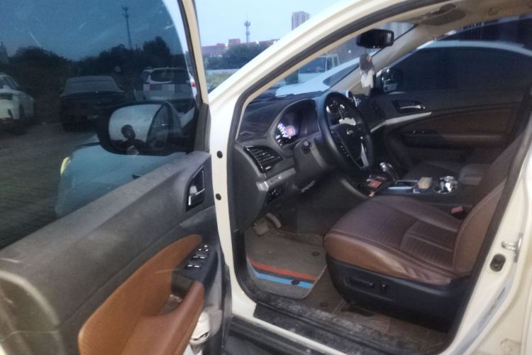 Used BYD S7 2016 2.0T Automatic Prestige Edition
