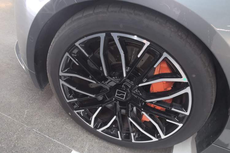 Used Zeekr 001 2025 YOU Edition 100 kWh All-Wheel Drive