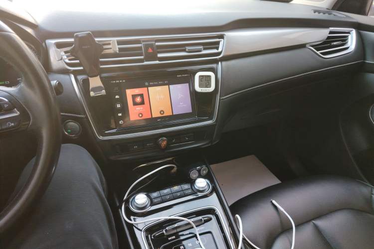 Used Roewe Ei5 2018 Internet Flagship Edition Audio And AC Panel