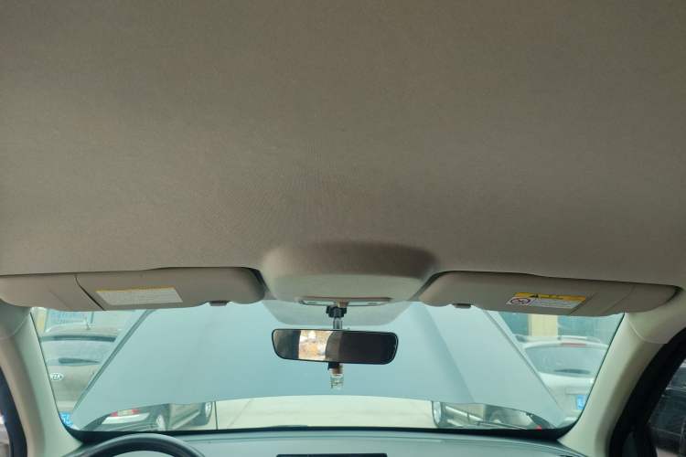 Used Great Wall King Kong Poer 2023 2.0T Automatic Diesel Two-Wheel-Drive Elite Version Flatbed GW4D20M
