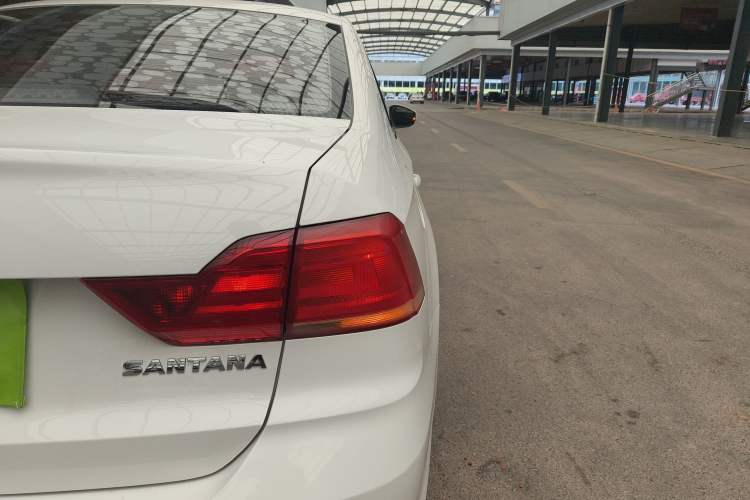 Used Volkswagen Santana 2019 1.5L Manual Fashion Edition China VI Standard Exterior 3