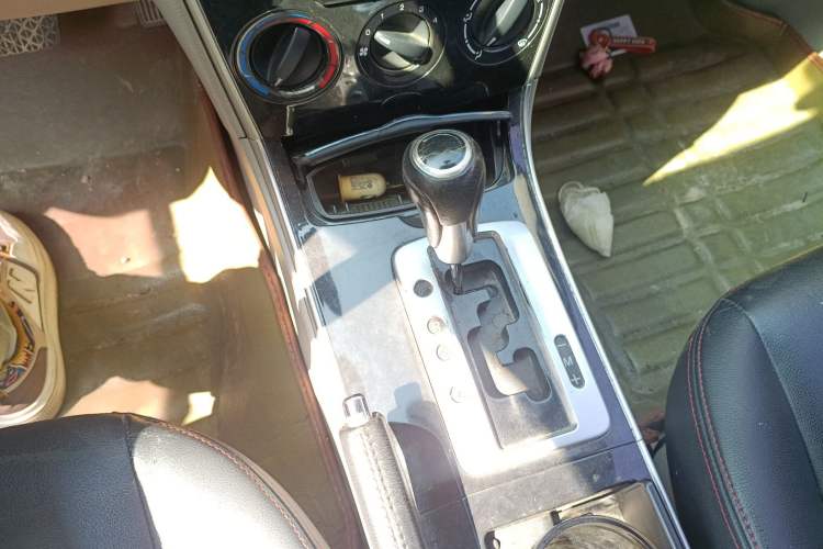 Used Mazda 6 2012 2.0L Automatic Fashion Edition Gear Lever