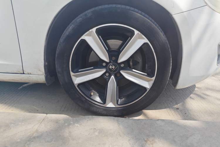 Used Volvo V60 2013 T5 Zhiya Edition