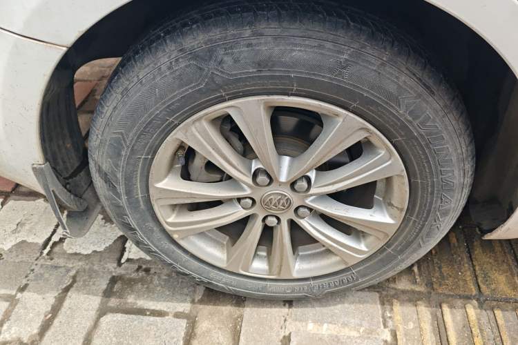 Used Buick GT 2015 15N Manual Entry-Level Trim