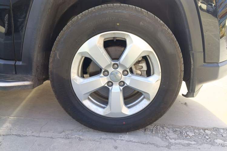 Used Jeep Compass 2019 200T Automatic Family Edition - Connected Large Screen Version