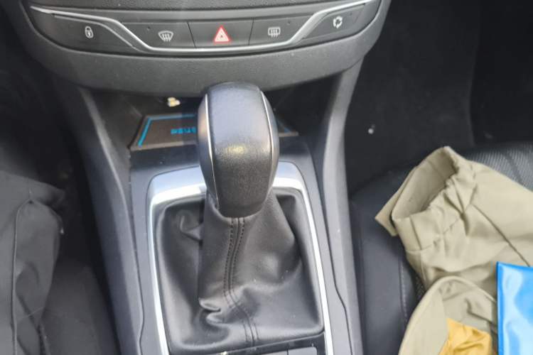 Used Peugeot 308S 2015 1.2T Automatic Jingchi Edition

