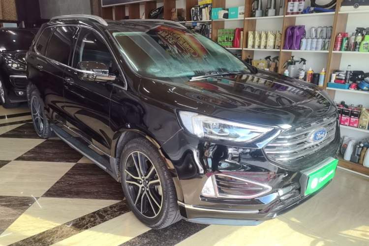 Used Ford Edge 2020 EcoBoost 245 Two-Wheel Drive Titanium 7-Seater
