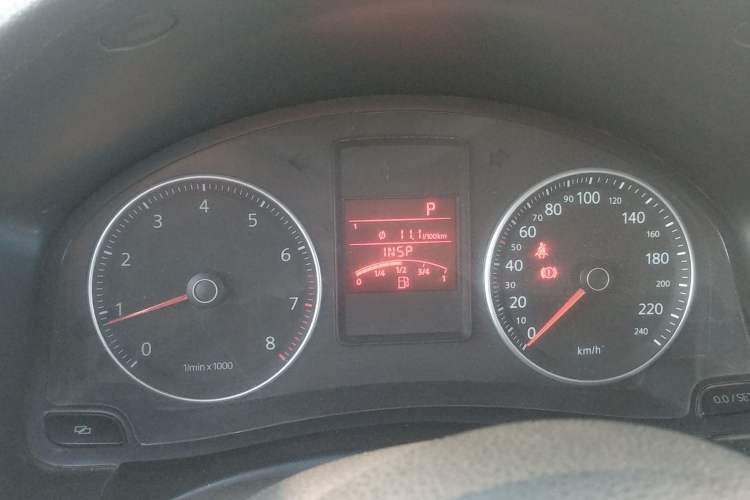 Used Volkswagen Bora 2011 1.6L Automatic Fashion Edition Instrument Cluster