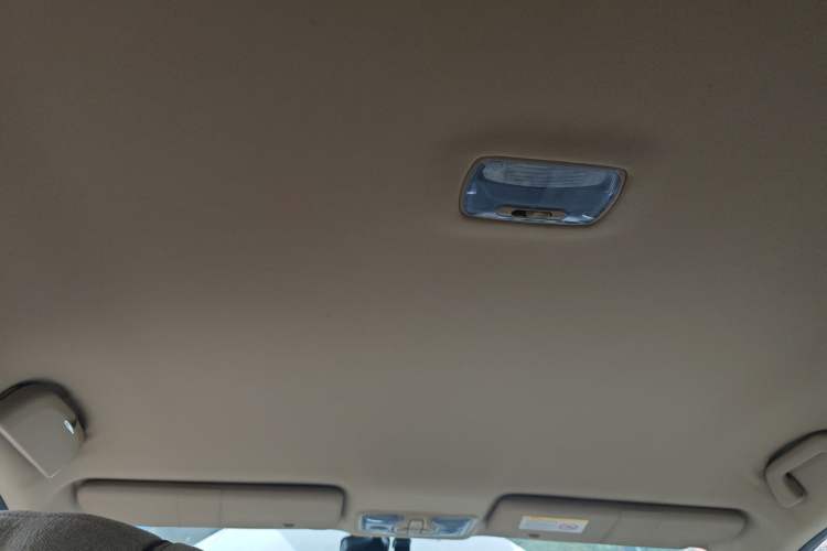 Used Haval H6 2012 2.4L Automatic Two-Wheel Drive Elite Version