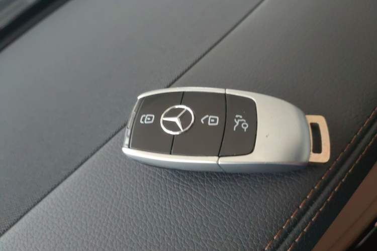 Used Mercedes-Benz S-Class 2017 S 320 L Business Model
